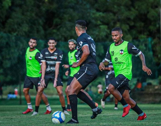 River acerta com 29 jogadores e prepara time para Série B do Piauiense