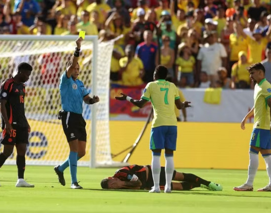 Vini Jr. levou o segundo cartão amarelo na Copa América e está suspenso das quartas de final