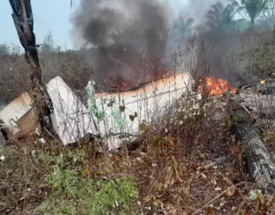 Queda de avião de pequeno porte em Mato Grosso deixa cinco mortos