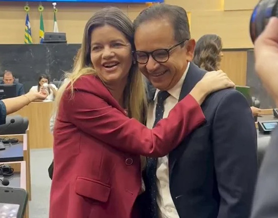 Deputada Gracinha chama Dr. Hélio e Florentino de “bandidos”, “desgraças” e “corruptos”