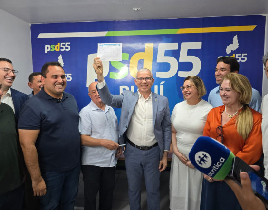 Deputado Tiago Vasconcelos volta ao PSD após fim da fusão com MDB