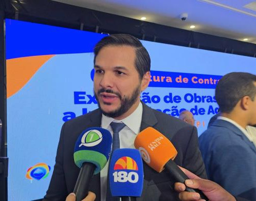 Washington Bandeira celebra bicampeonato do Piauí no Selo Ouro da Alfabetização