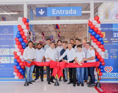 Governador Rafael Fonteles acompanha inauguração do Mateus em Teresina