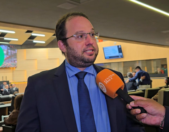 Dr. Erivelton confirma aliança com Gil Paraibano e diz que não deixará a oposição