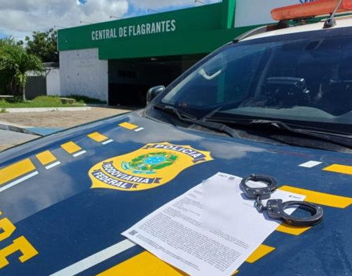 PRF prende foragido com dois mandados por estupro em Buriti dos Lopes