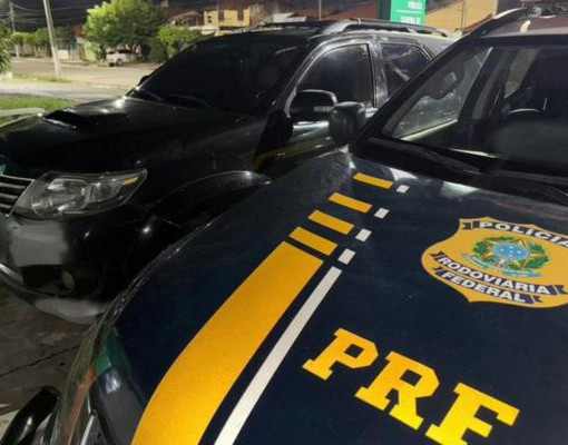 Homem é detido após PRF recuperar veículo na BR-343 em Parnaíba