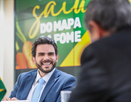 Deputado Dr. Marcus Kalume anuncia mais de R$ 500 mil em calçamento para Vera Mendes