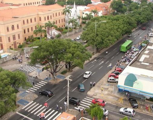 Semáforos com inteligência artificial serão instalados na Avenida Frei Serafim