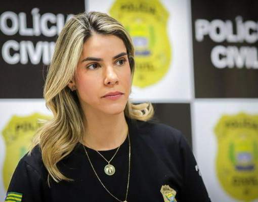 Mulher morta após ser queimada pelo ex na zona Leste sofria violência, diz delegada