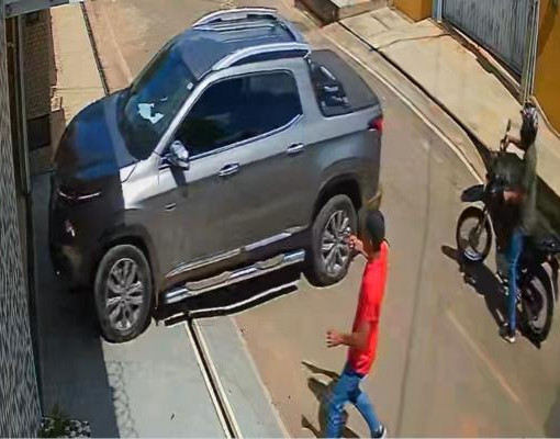 Policial rodoviário federal sofre assalto ao chegar em casa em Timon