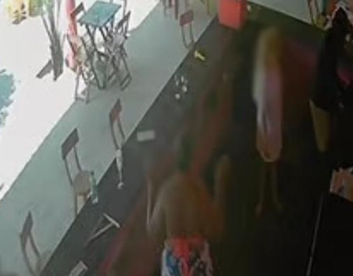 Dupla armada invade estabelecimento e rouba joias de R$ 20 mil em Parnaíba