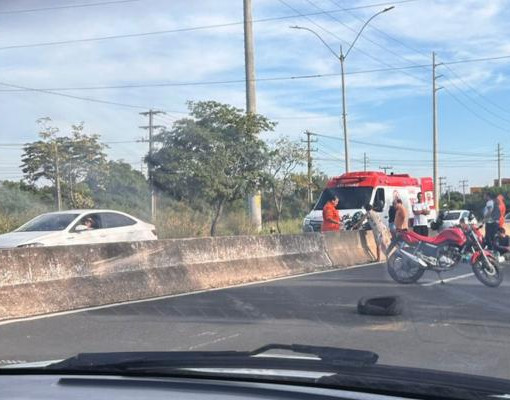 Acidente entre motocicletas deixa dois feridos e provoca longo congestionamento na BR-316