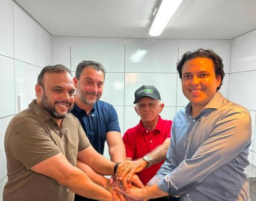 Deputado Ziza Carvalho participa da entrega do novo Mercado Público em São Miguel do Tapuio
