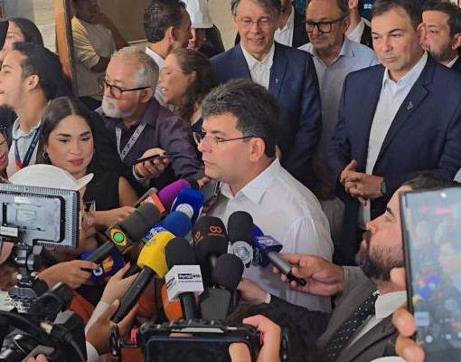 Rafael Fonteles evita comentar pesquisas e destaca papel de Lula na eleição no Piauí