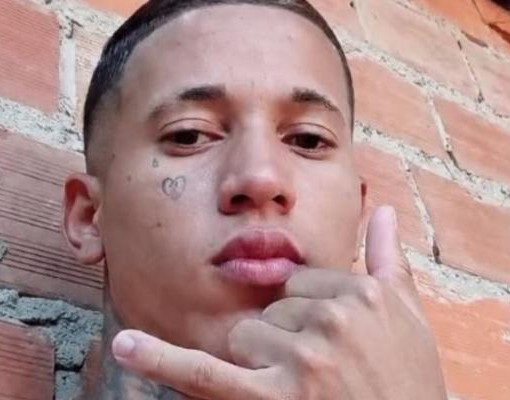 Família procura jovem desaparecido e mãe suspeita que ele tenha sido assassinado