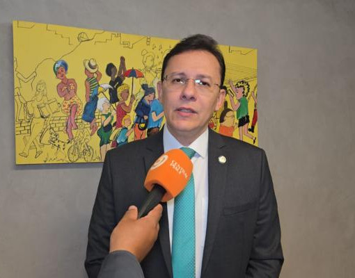 Vereador Zé Neto explica retorno à Câmara em meio a impasse sobre emendas parlamentares