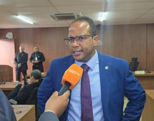 Enzo Samuel avalia Bruno Vilarinho como nome para sucessão e diz: 
