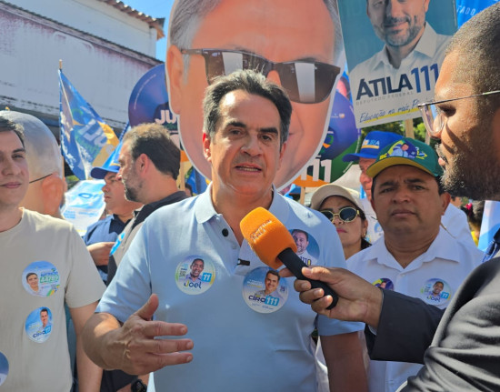 No Centro de Teresina, Ciro Nogueira defende redução da carga tributária