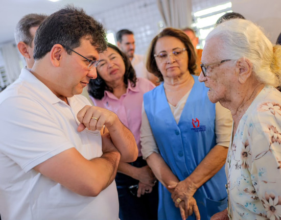 Rafael Fonteles visita Casa Frederico Ozanam e destaca criação do Pacto pela Pessoa Idosa