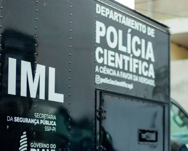 Três pessoas morrem após carro perder controle na BR-235 no Piauí