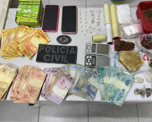 Mulher é presa por tráfico em comércio perto de escola em Parnaíba