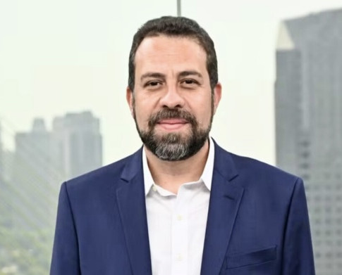 Ministro Guilherme Boulos defende aliança entre PSOL e PT