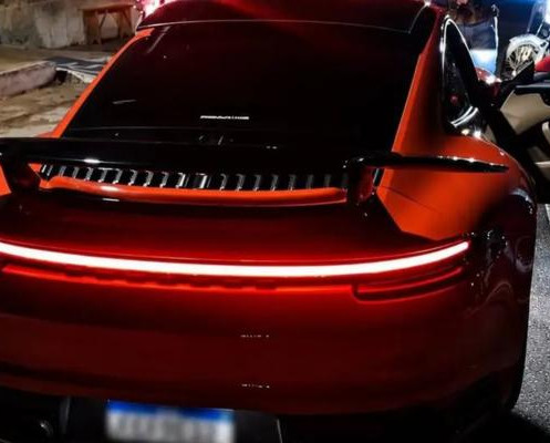 Motorista com CNH vencida é detido dirigindo Porsche no Piauí