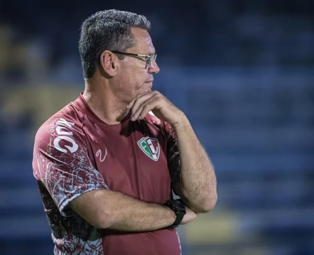 Ito Roque cobra atuação consistente do Fluminense-PI contra o Atlético Cearense
