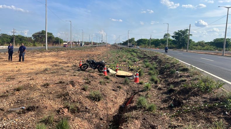 Pai morre em acidente de moto ao buscar filha no trabalho em Teresina