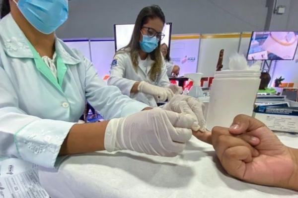 Testagem e vacinação continuam sendo essenciais, reforça Sesapi