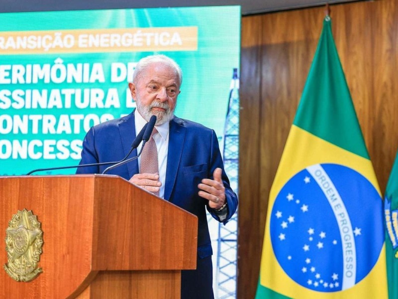 Em mensagem do Dia das Mães, Lula se solidariza com vítimas das chuvas