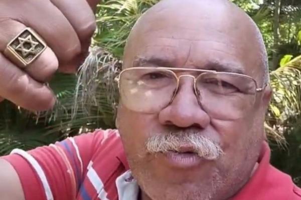 Sargento Mota comemora aniversário e diz estar “duro, mas de cabeça erguida”