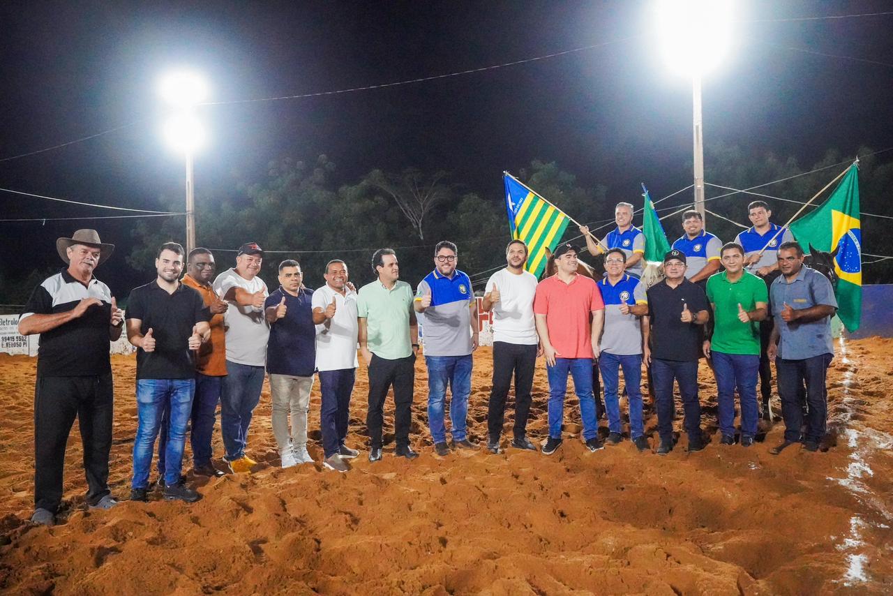 Dr. Vinicius entrega reforma histórica do Parque de Vaquejada Breno Bezerra em Elesbão Veloso