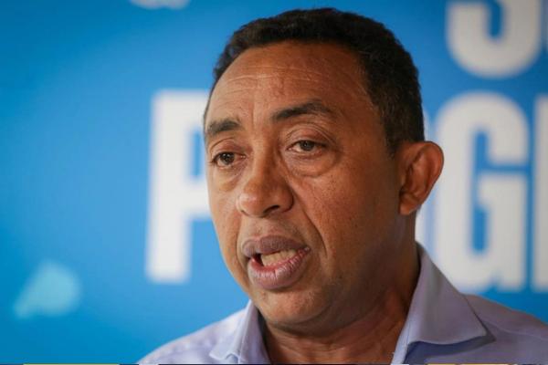 “Em véspera de eleição tudo parece fácil’, diz Joel sobre promessas do governo contra a seca