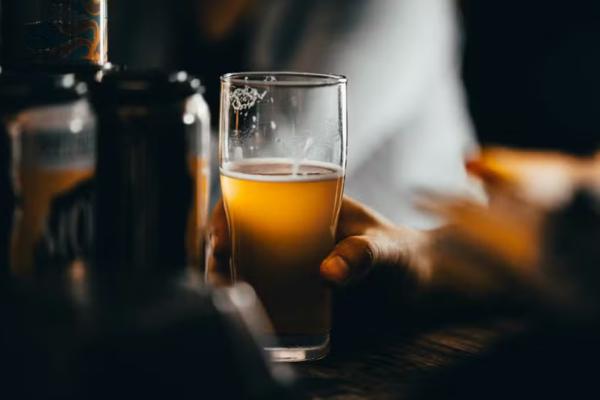 Suspeita de intoxicação por metanol é descartada nos primeiros exames realizados no Piauí