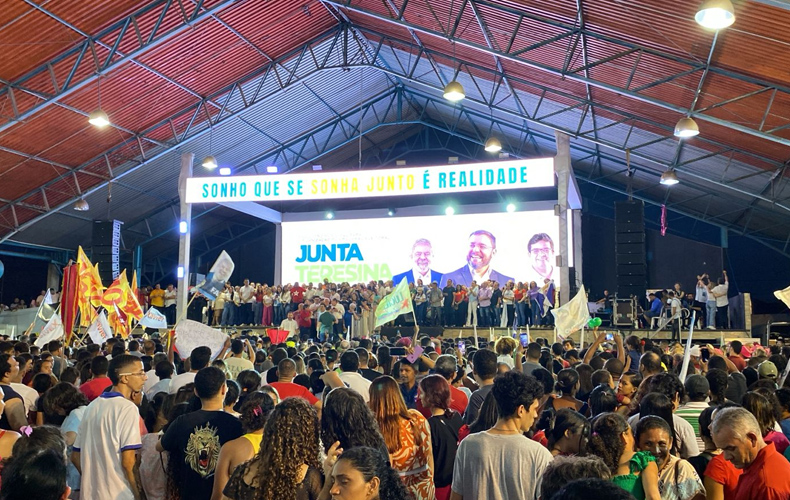 Fábio Novo lança proposta do seu Plano de Governo em evento com mais de 20 mil pessoas