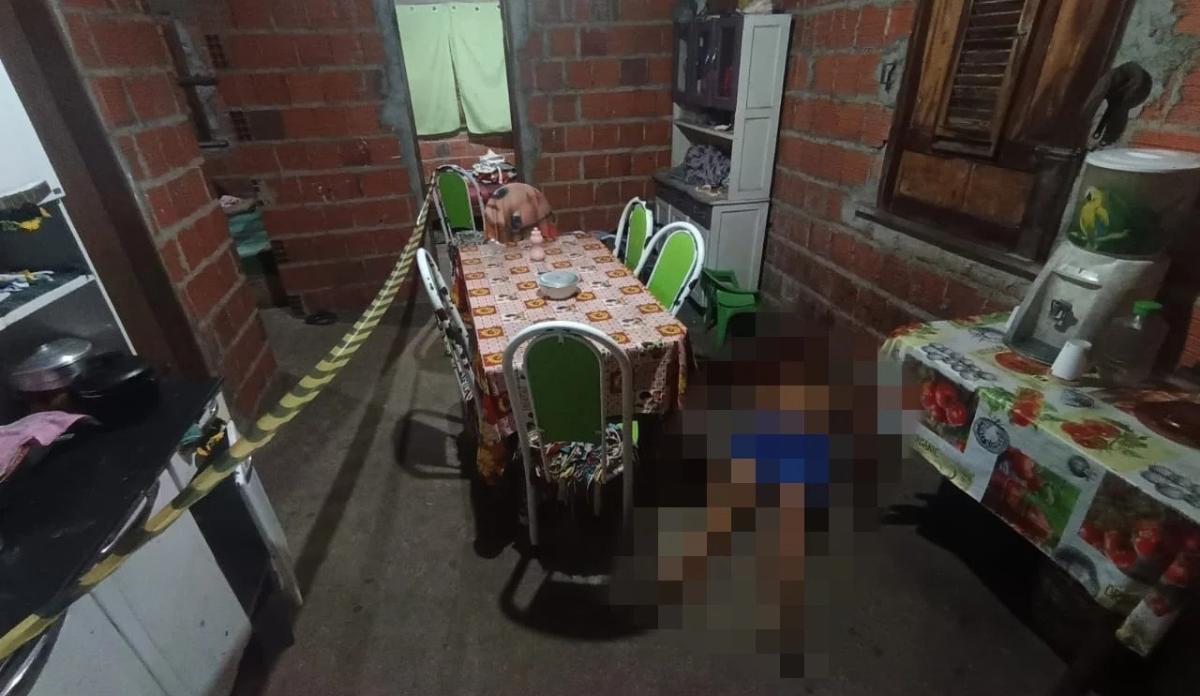 Jovem é morto a tiros dentro de casa na frente da filha em Luís Correia