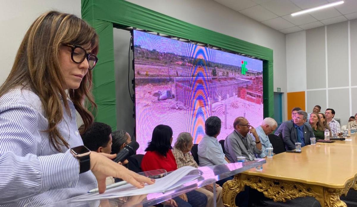 Audiência pública apresenta consulta para definição dos cursos do IFPI em Esperantina