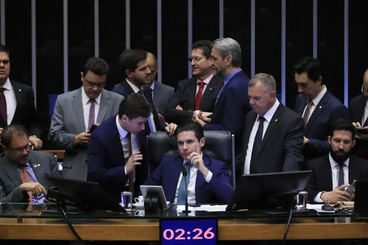 QUE PARLAMENTO É ESSE?