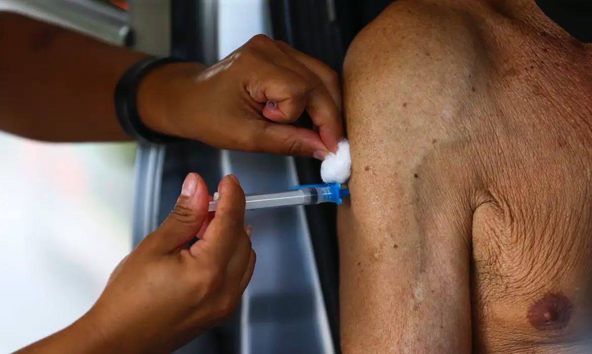 Piauí atinge primeiro lugar no ranking nacional de cobertura vacinal contra a Influenza