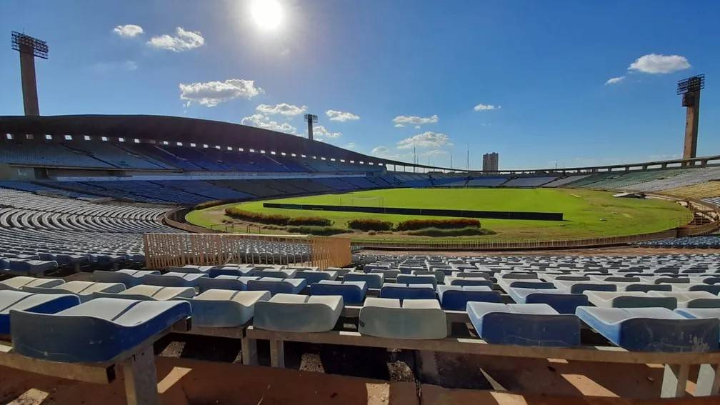 Sead realiza audiência pública para concessão do Estádio Albertão