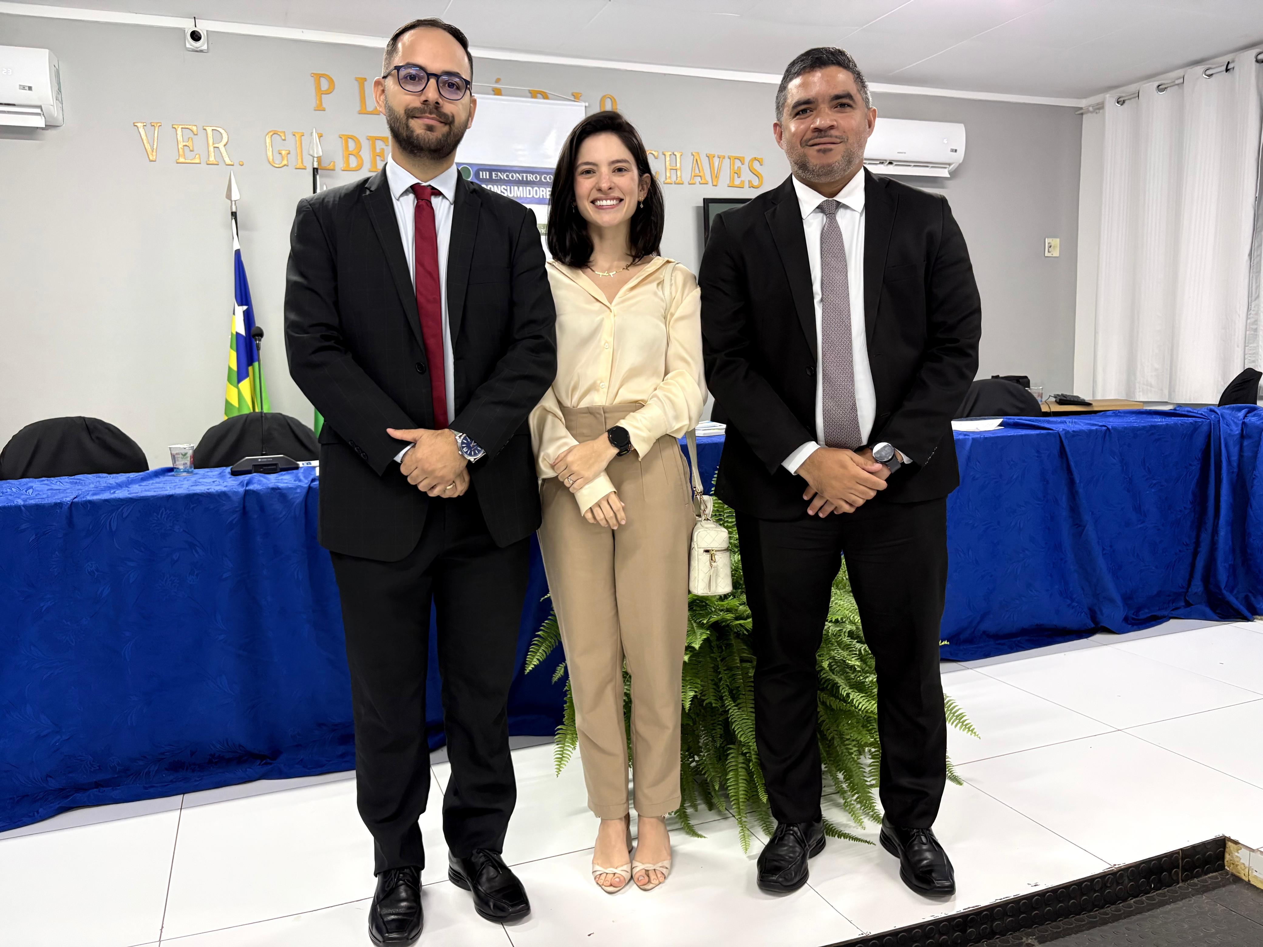 PROCON de Esperantina realiza III Encontro com Consumidores na Câmara Municipal