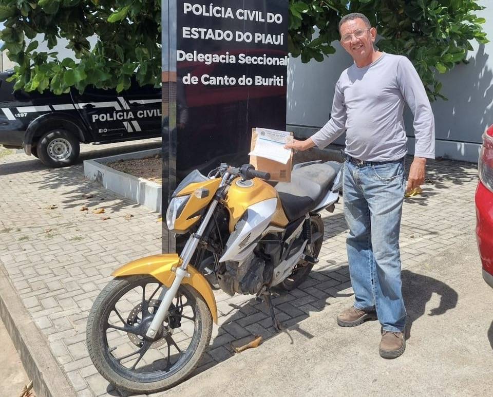 Polícia Civil restitui motocicletas e celulares em Canto do Buriti