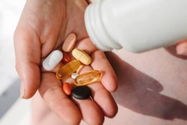 Anvisa proíbe suplementos e energéticos com ozônio e ordena apreensão imediata