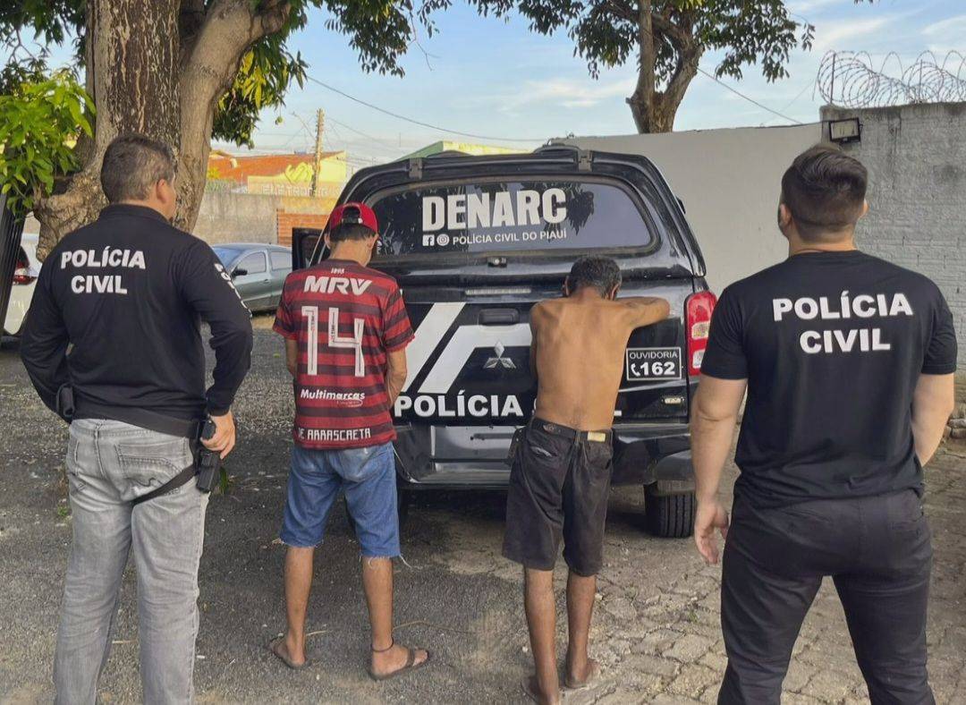 Dupla é presa com 100 invólucros de crack em Teresina