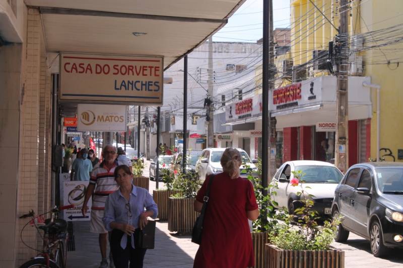 Comércio e serviços em Teresina: funcionamento no feriado de Nossa Senhora Aparecida