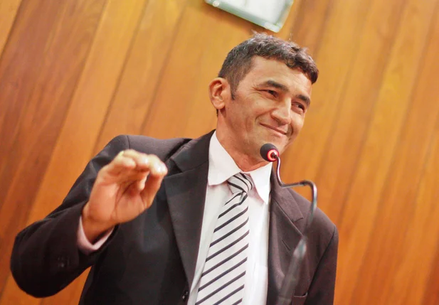 “Ele está de volta!”: Tererê anuncia pré-candidatura a deputado federal em 2026