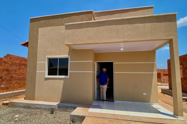 Obra do Conjunto Habitacional Themístocles Sampaio Pereira segue a todo vapor em Esperantina