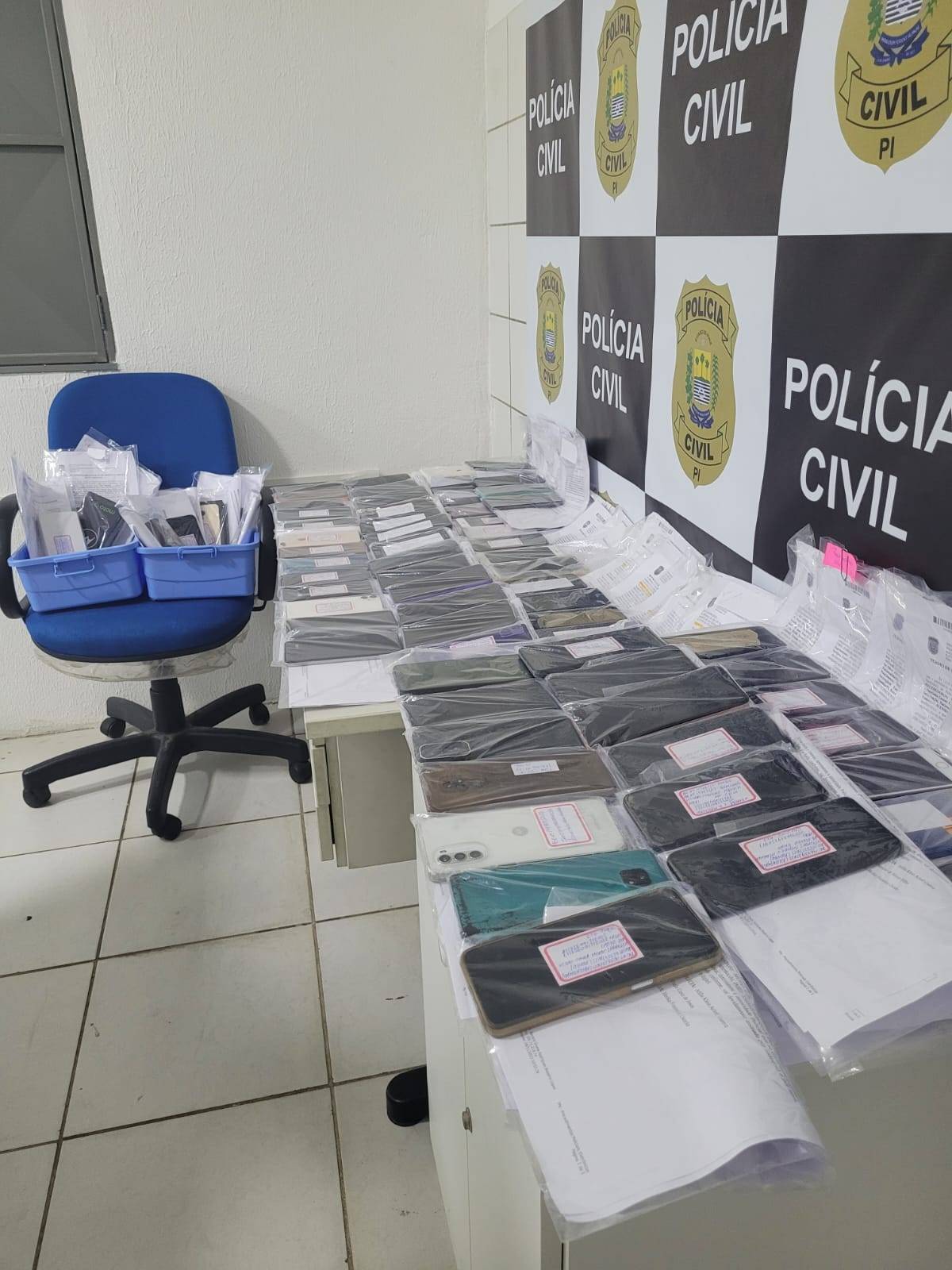 Polícia Civil do Piauí restitui 80 celulares em operação do NARRF