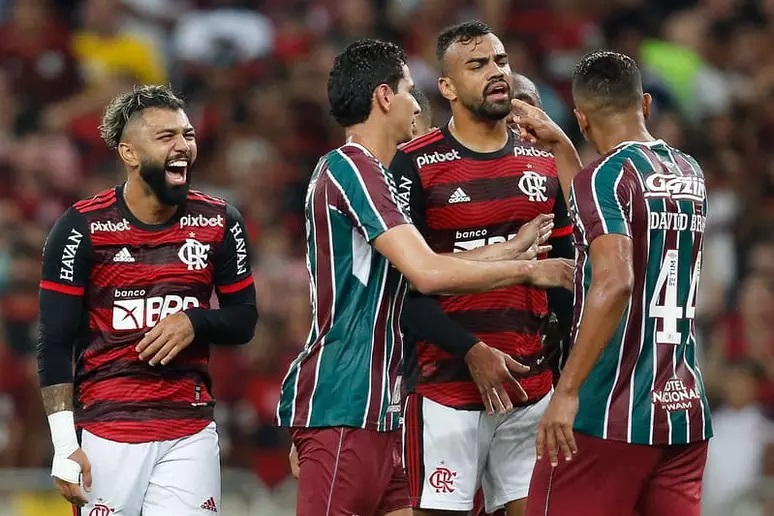 Fluminense e Flamengo fazem o primeiro jogo das semifinais do Carioca